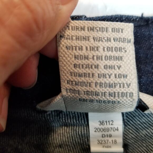 Duluth Trading Co Women's Dark Wash Capri Jeans Denim Size 8 - Picture 5 of 5